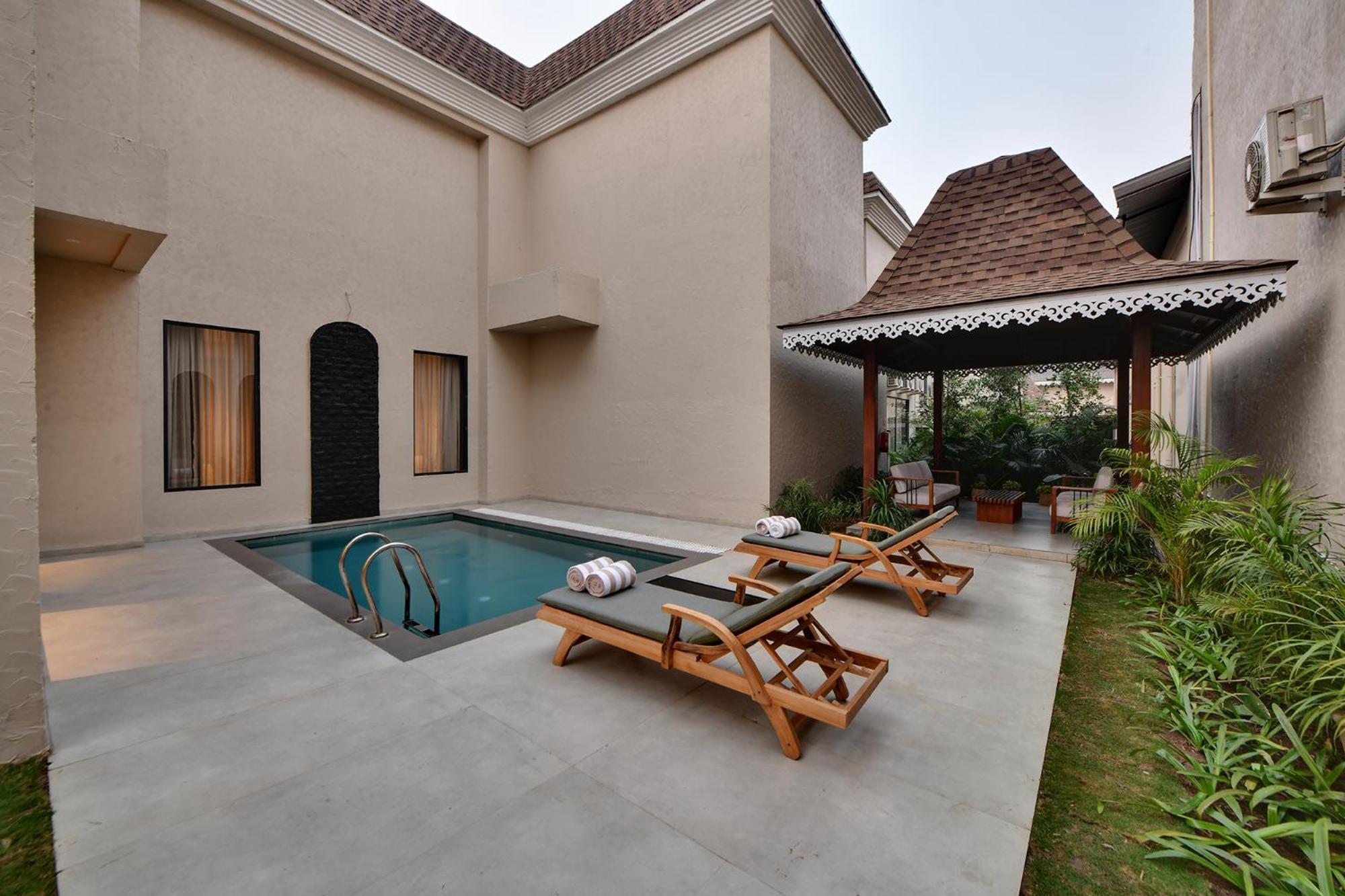 Maira Resort And Convention Centre Rāipur Extérieur photo