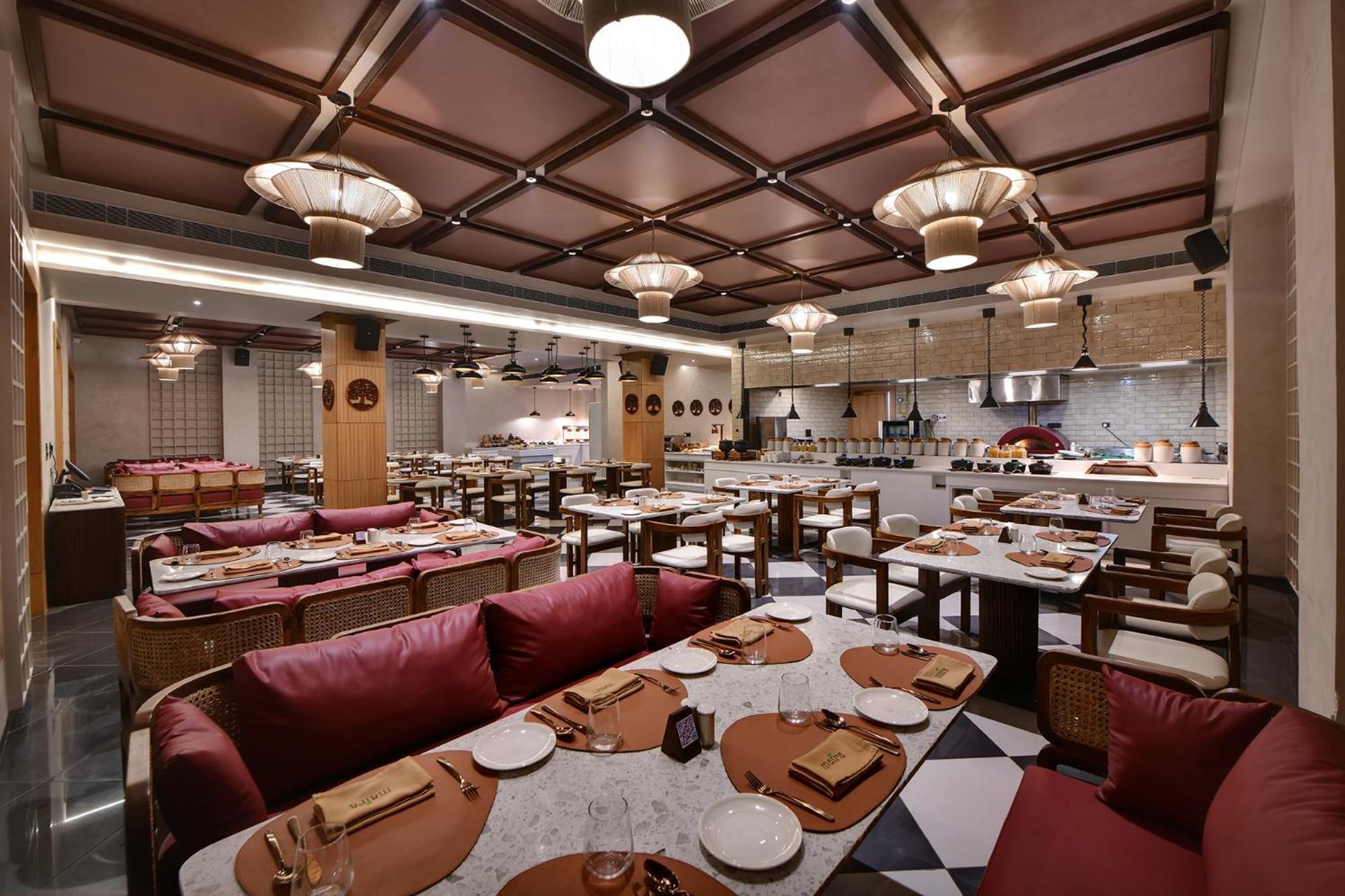 Maira Resort And Convention Centre Rāipur Extérieur photo